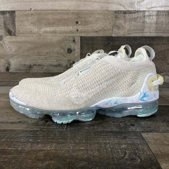Nike Air VaporMax 2020 Flyknit Mens 10 Summit White Running Shoes CJ6740-100 - Picture 3 of 11